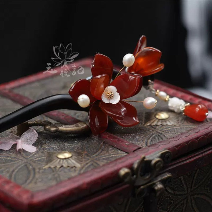 Ebony Handmade Jade Hairpin Flower|Bu Yao(步摇)han fu Chinese han fu hanfu male tang dynasty clothes chinese hanfu tang dynasty outfits traditiona hanfu dress chinese hanfu chinese style dress dress fashion cheongsam dress q