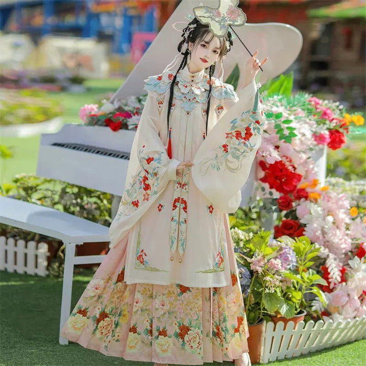 【Hanfu】Blooming Radiance | Ming Style Hanfuhan fu Chinese han fu hanfu male tang dynasty clothes chinese hanfu tang dynasty outfits traditiona hanfu dress chinese hanfu chinese style dress dress fashion cheongsam dress q