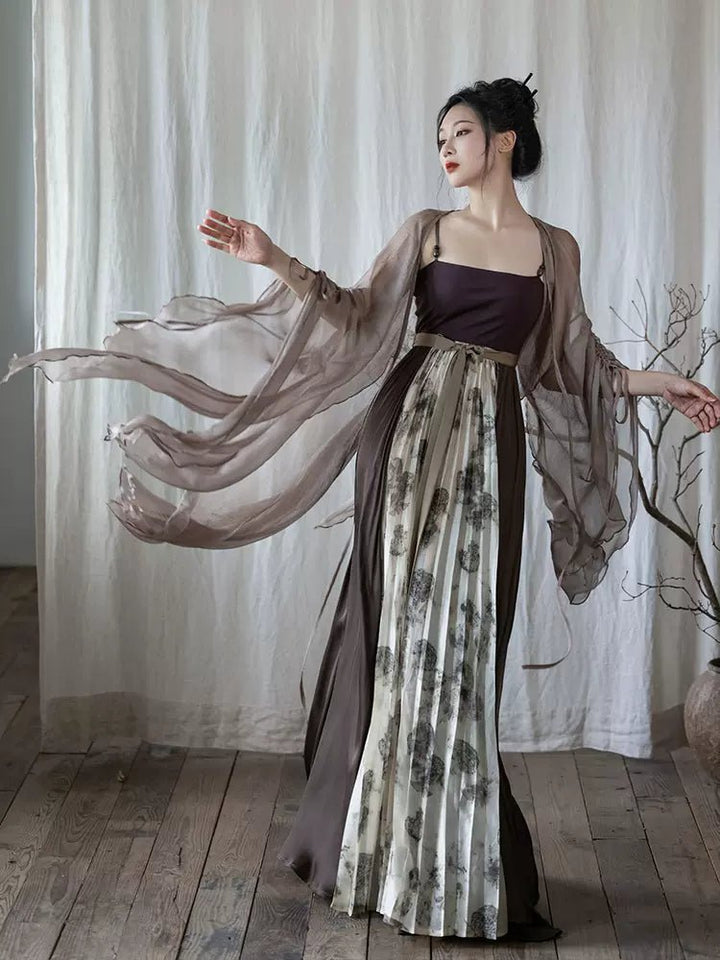 【Hanfu】﻿Dead leaf butterfly|枯叶蝶han fu Chinese han fu hanfu male tang dynasty clothes chinese hanfu tang dynasty outfits traditiona hanfu dress chinese hanfu chinese style dress dress fashion cheongsam dress q