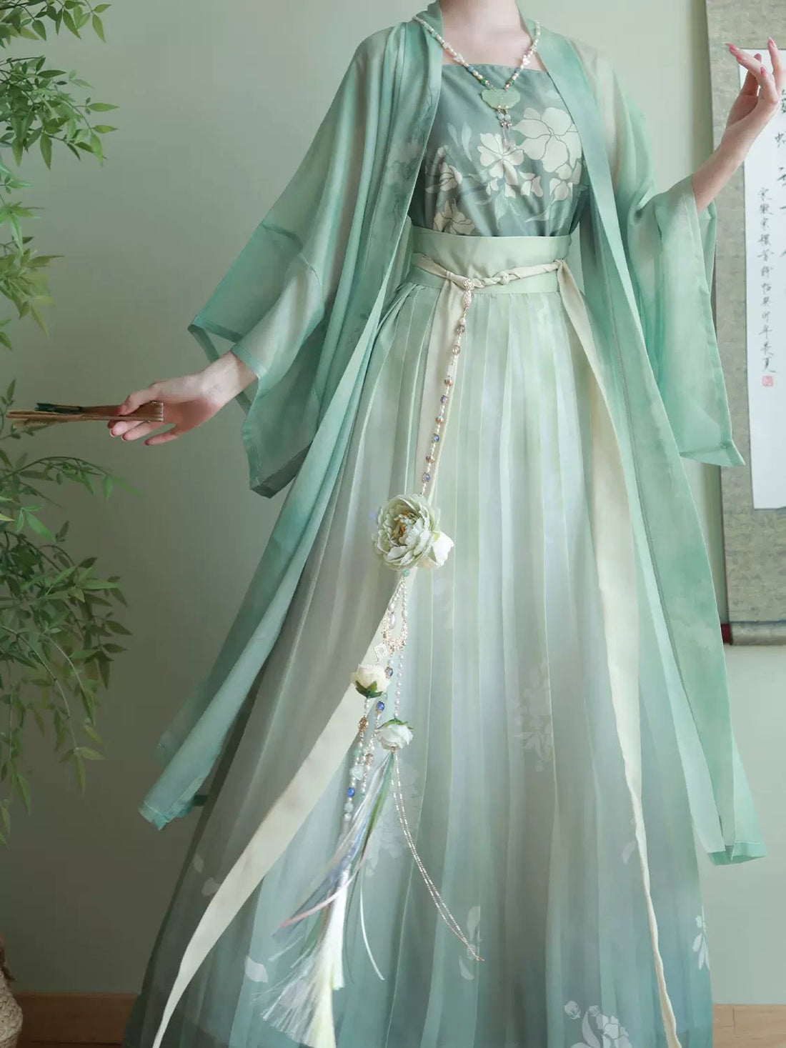 【Hanfu】Early morning mountain green|song three - piece sethan fu Chinese han fu hanfu male tang dynasty clothes chinese hanfu tang dynasty outfits traditiona hanfu dress chinese hanfu chinese style dress dress fashion cheongsam dress q