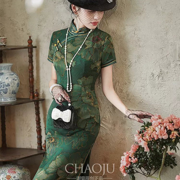 Hanfu Emerald Elegance Bloom Cheongsam Qipao