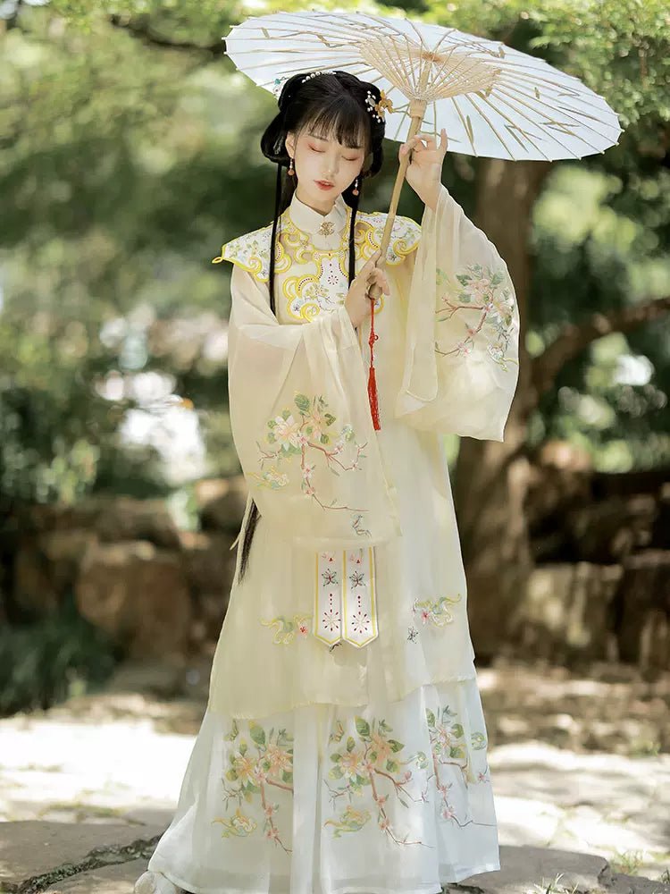 【Hanfu】Golden Dawn Elegance | Ming Style Hanfuhan fu Chinese han fu hanfu male tang dynasty clothes chinese hanfu tang dynasty outfits traditiona hanfu dress chinese hanfu chinese style dress dress fashion cheongsam dress q