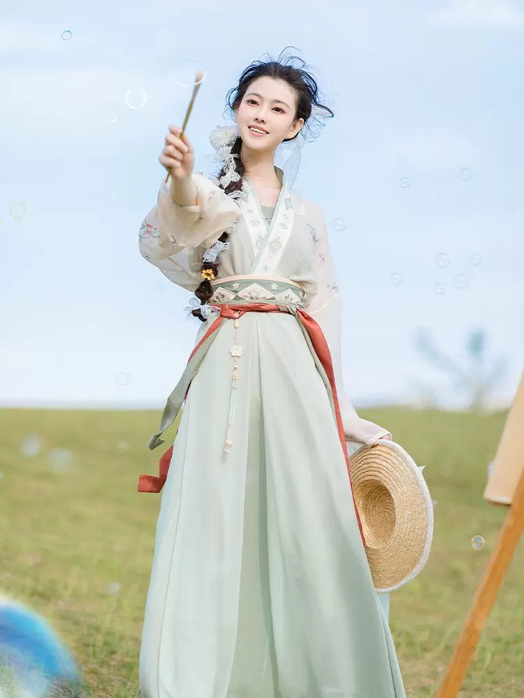 【Hanfu】Grace Among the Clouds | Song Style Hanfuhan fu Chinese han fu hanfu male tang dynasty clothes chinese hanfu tang dynasty outfits traditiona hanfu dress chinese hanfu chinese style dress dress fashion cheongsam dress q