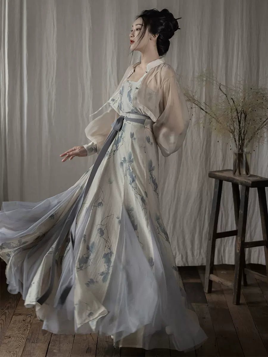 【Hanfu】﻿Light through pines|松间照han fu Chinese han fu hanfu male tang dynasty clothes chinese hanfu tang dynasty outfits traditiona hanfu dress chinese hanfu chinese style dress dress fashion cheongsam dress q