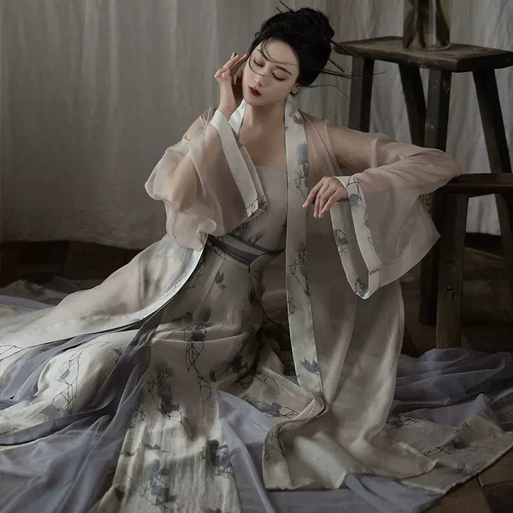 【Hanfu】﻿Light through pines|松间照han fu Chinese han fu hanfu male tang dynasty clothes chinese hanfu tang dynasty outfits traditiona hanfu dress chinese hanfu chinese style dress dress fashion cheongsam dress q