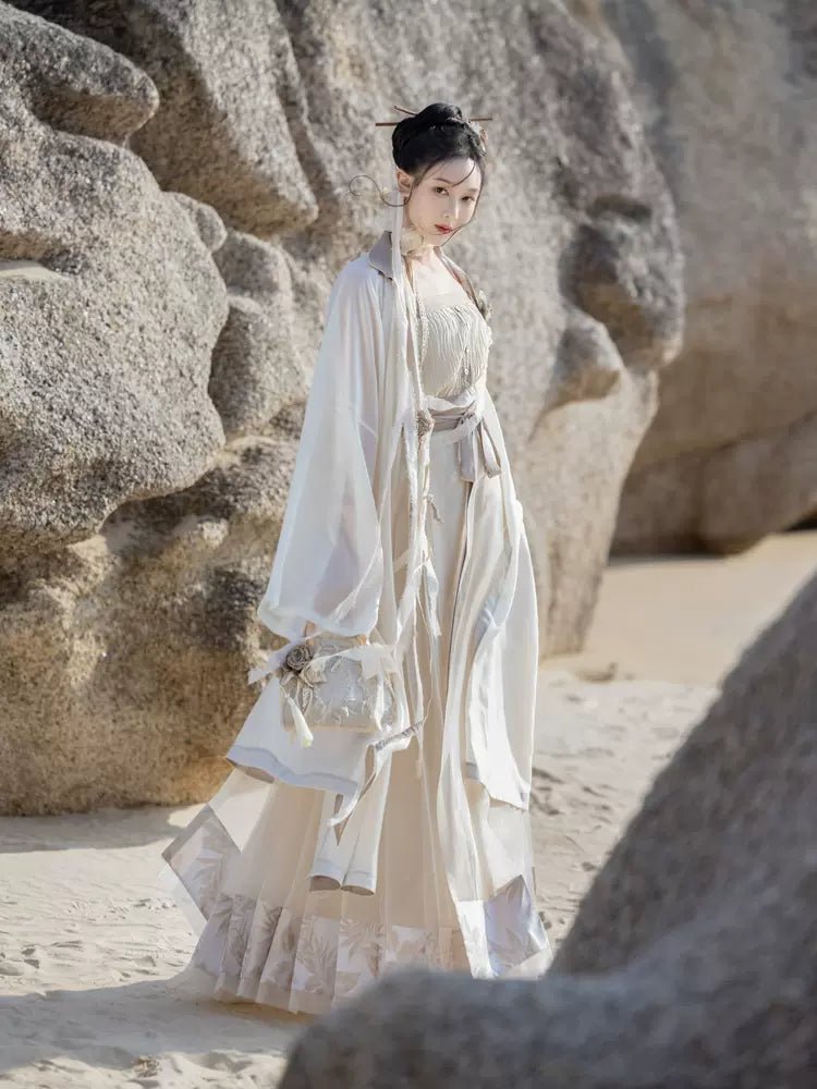 【Hanfu】﻿Mountains and seas into a dream|山海入梦han fu Chinese han fu hanfu male tang dynasty clothes chinese hanfu tang dynasty outfits traditiona hanfu dress chinese hanfu chinese style dress dress fashion cheongsam dress q