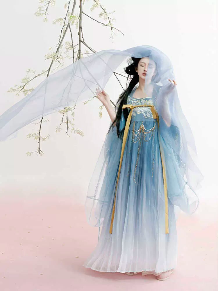 【Hanfu】Silent Spring | Tang chest - length skirthan fu Chinese han fu hanfu male tang dynasty clothes chinese hanfu tang dynasty outfits traditiona hanfu dress chinese hanfu chinese style dress dress fashion cheongsam dress q