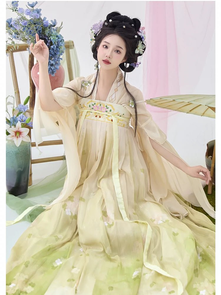 【Hanfu】Small clear lotus|Song chest - length skirthan fu Chinese han fu hanfu male tang dynasty clothes chinese hanfu tang dynasty outfits traditiona hanfu dress chinese hanfu chinese style dress dress fashion cheongsam dress q