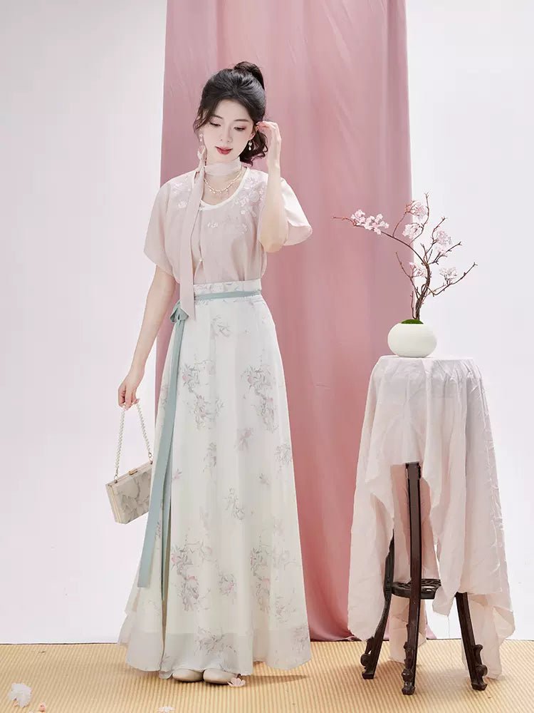 【Hanfu】Spring Breeze of Peach Blossoms | Modern Style Hanfuhan fu Chinese han fu hanfu male tang dynasty clothes chinese hanfu tang dynasty outfits traditiona hanfu dress chinese hanfu chinese style dress dress fashion cheongsam dress q