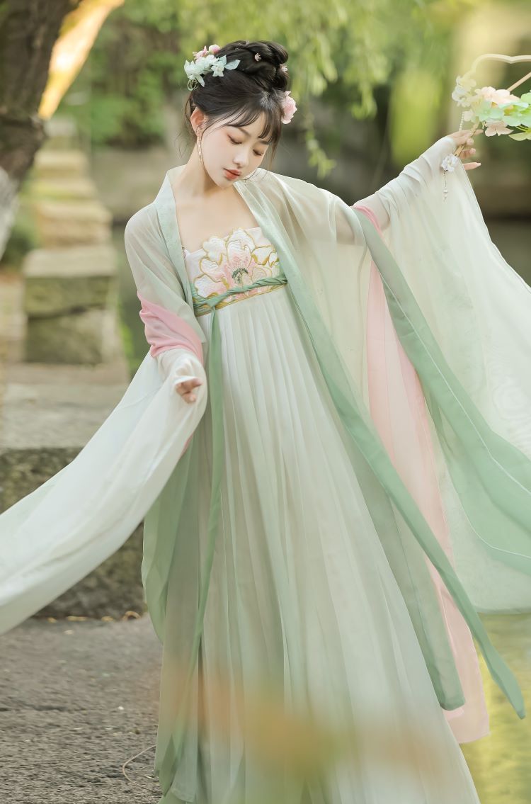 【Hanfu】Twin Flowers| Tang Chest - Length skirthan fu Chinese han fu hanfu male tang dynasty clothes chinese hanfu tang dynasty outfits traditiona hanfu dress chinese hanfu chinese style dress dress fashion cheongsam dress q