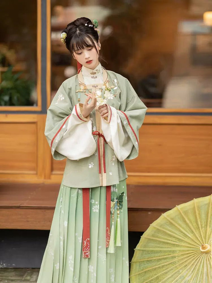 【Hanfu】Verdant Grace | Ming Style Hanfuhan fu Chinese han fu hanfu male tang dynasty clothes chinese hanfu tang dynasty outfits traditiona hanfu dress chinese hanfu chinese style dress dress fashion cheongsam dress q