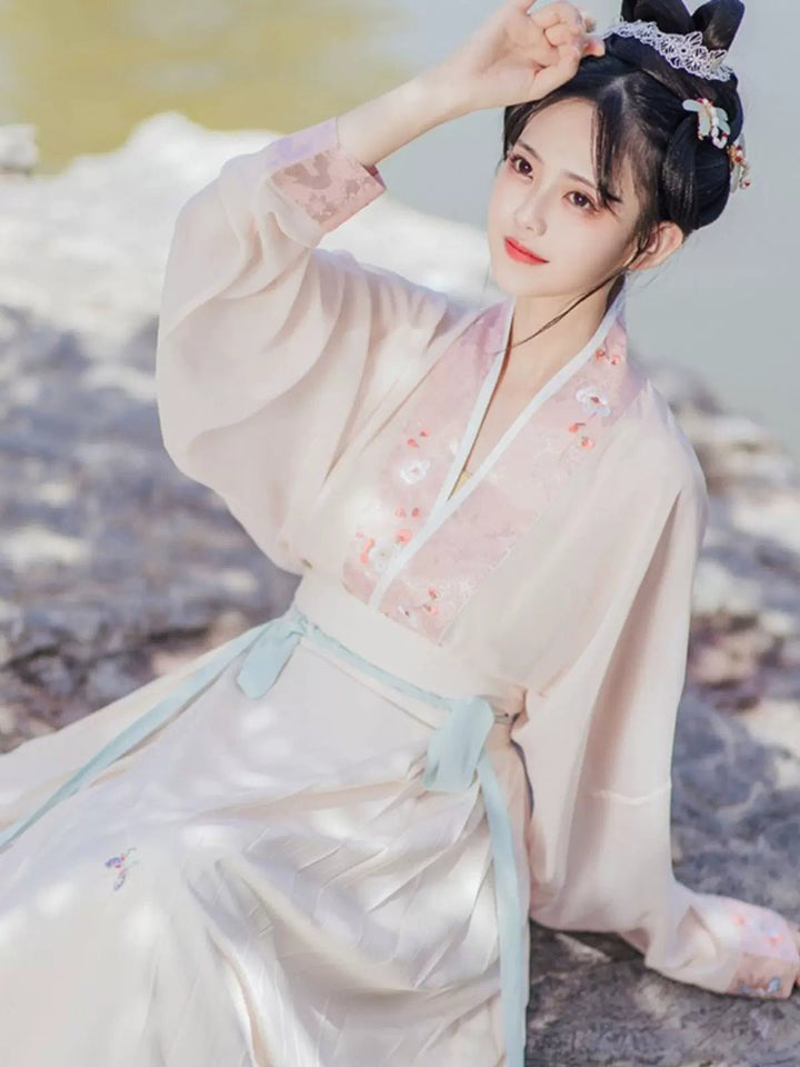 【Hanfu】Willow Shade and Floral Shadows | Song Style Hanfuhan fu Chinese han fu hanfu male tang dynasty clothes chinese hanfu tang dynasty outfits traditiona hanfu dress chinese hanfu chinese style dress dress fashion cheongsam dress q