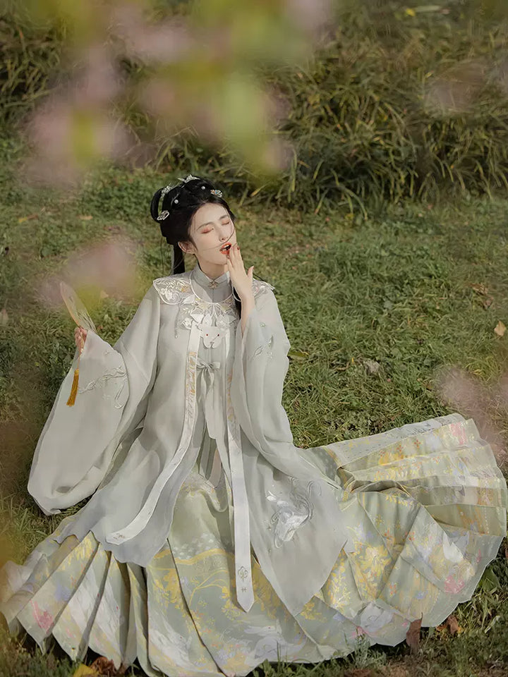 【Hanfu】Ethereal Grace | Ming Style Hanfuhan fu Chinese han fu hanfu male tang dynasty clothes chinese hanfu tang dynasty outfits traditiona hanfu dress chinese hanfu chinese style dress dress fashion cheongsam dress q